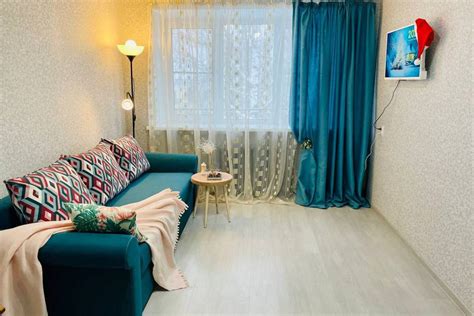 Двухкомнатная квартира посуточно, ул. Некрасова, 4, Псков, цена от 4749 ...