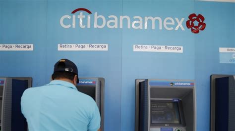 Citibanamex implementa nuevos cajeros automáticos para adultos mayores