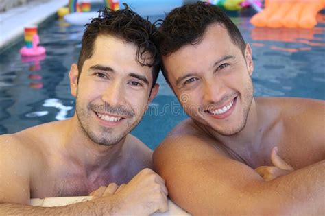 Lindos Turistas Gay Representando La Diversidad Foto De Archivo Imagen De Afecto Americano