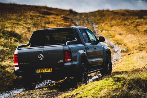 2019 Volkswagen Amarok Black Edition UK Version Stunning HD Photos