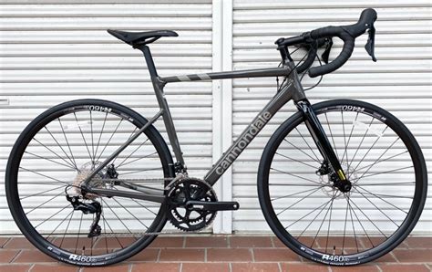 パフォーマンスもカラーも Cannondale Caad13 Disc 105 Guell 草津店のroad Bike（ロードバイク