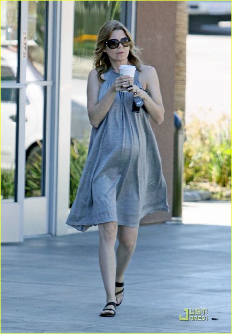 Ellen Pompeo Pregnant Coffee Run Photo 2031551 Ellen Pompeo Pregnant Celebrities Pictures