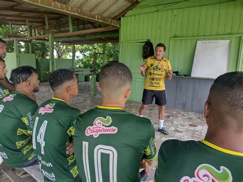 T Cnico Da Bahia N Uas Tem Atletas De S O Paulo E Cruzeiro Do Sul