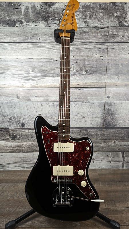 Fender Classic Player Jazzmaster Special Reverb Canada