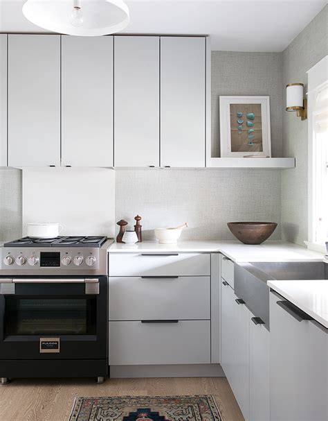 House And Home 10 Kitchens That Wow With Wallpaper