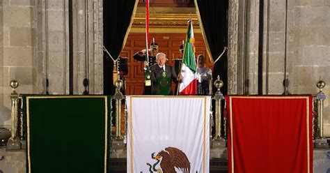 Amlo Se Conmovió Por La Reacción De Los Mexicanos Durante El Grito De Independencia “nunca Los