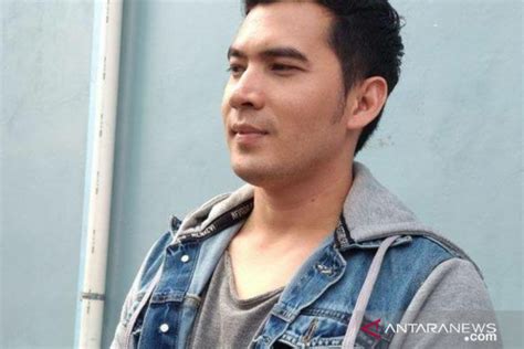 Artis Ftv Ridho Llahi Ditangkap Atas Dugaan Gunakan Sabu Antara News