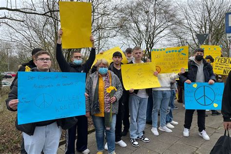 Video Rosa Parks Schüler setzen bewegendes Zeichen gegen Ukraine Krieg