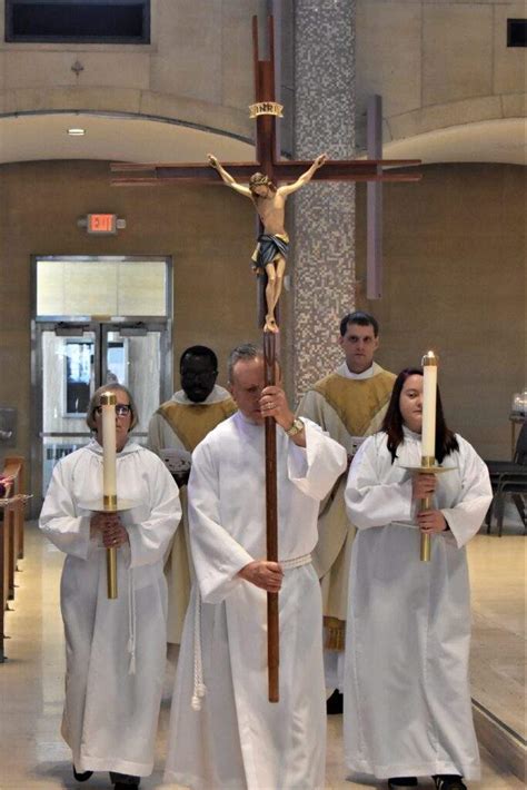 Holy Thursday At St Columba Cathedral The Catholic Echo