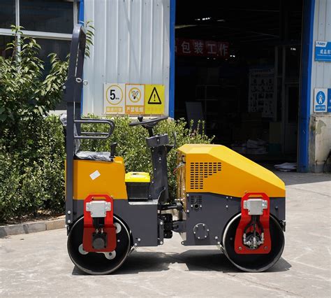 Vibratory Roller Asphalt Roller Road Construction Equipments Small