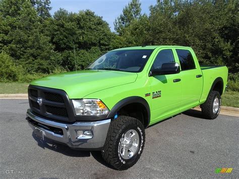 Hills Green 2017 Ram 2500 Tradesman Crew Cab 4x4 Exterior Photo 121841289