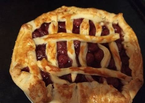 Meggyes rácsos pite Monique konyhàja receptje Cookpad receptek