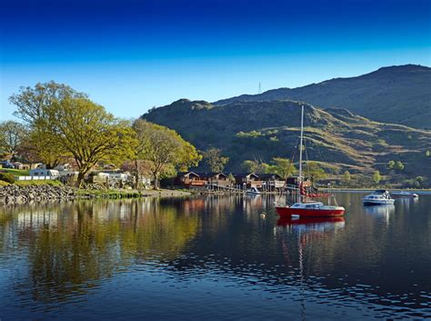 Bar & Restaurant on Loch Lomond - Ardlui, Hotel on Loch Lomond