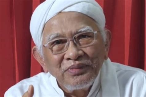 Inna LiLlahi Wainna IlaiHi Rajiun Gus Mus Sampaikan Kabar Duka