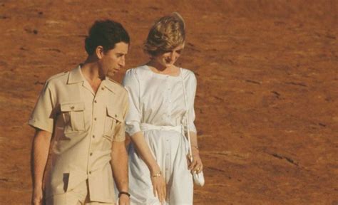 La Princesa Diana Y El Príncipe Carlos En Australia Durante 1983