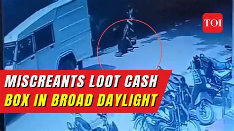 Cctv Armed Miscreants Shoot Cash Van Guard Loot Cash Box In Up S