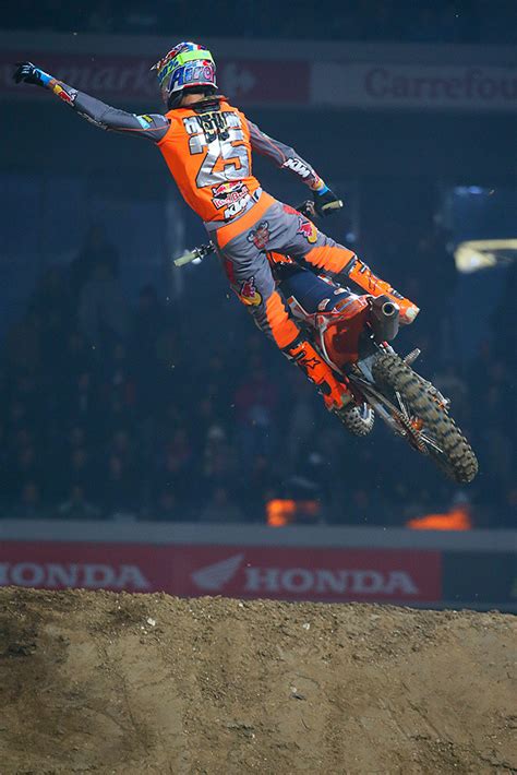 Marvin Musquin Photo Gallery Saturday At The Paris Lille Supercross