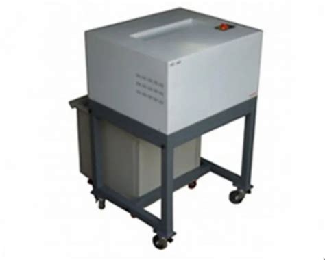 Industrial Paper Shredder, Capacity: 1-500 kg/hr at ₹ 100000 in Nashik