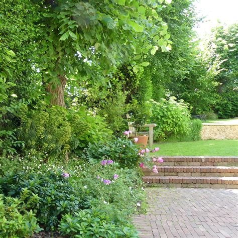 Un jardin pour toute la famille - Charlotte Perrain