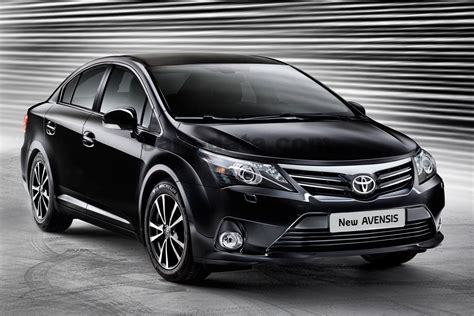 Toyota Avensis images (10 of 16)