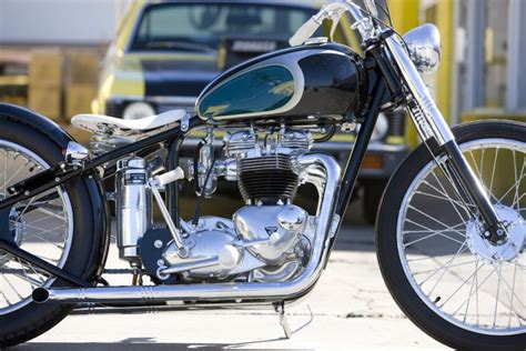 2017 Triumph Bobber Springer Front End