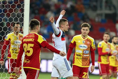 G Rnik Zabrze W P Finale Pucharu Polski Pewne Zwyci Stwo Nad Chojniczank