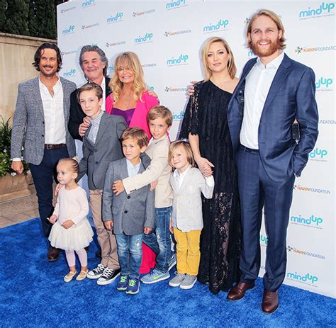 Goldie Hawn’s Grandchildren: All About Her 7 Grandkids – Hollywood Life