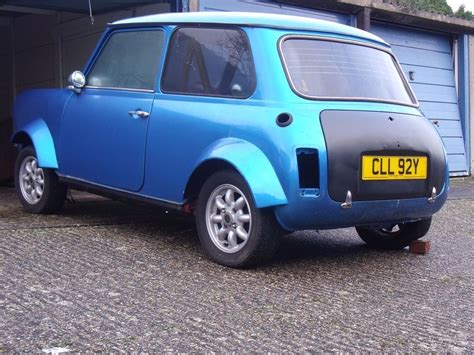 1983 Classic Austin Mini Project De Seamed Solid Shell Roll Cage Fibreglass Front Arches