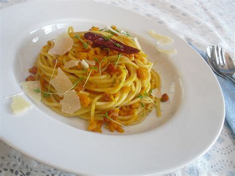 Spaghetti mit Kürbis und Speck von mme49 Chefkoch