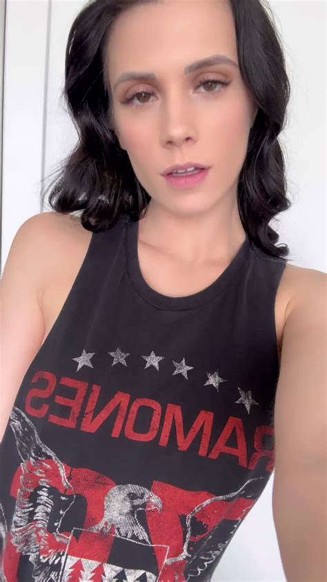 Marciereeves OnlyFans boobs porn video | Clip 601457