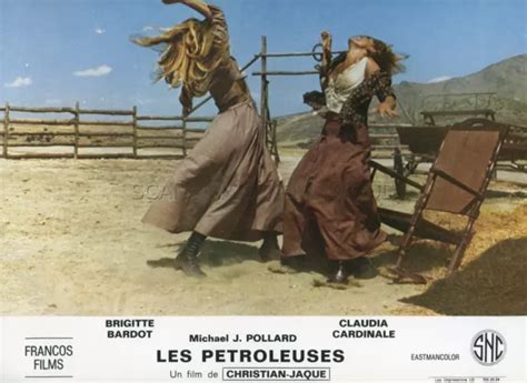 BRIGITTE BARDOT CLAUDIA Cardinale Les Petroleuses 1971 Vintage Lobby