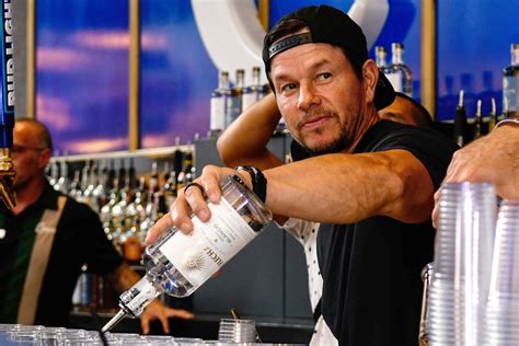 Mark Wahlberg Turns And Reveals His Go To Cheat Meal