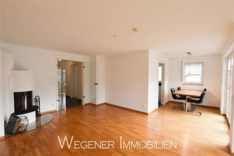 Hochwertige Lichtdurchflutete 3 Zimmer Wohnung Mit EBK In Guter Lage