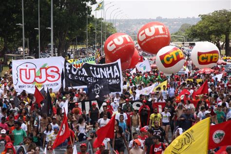 Movimentos Sociais Definem Calend Rio De Mobiliza O Contra Reformas De