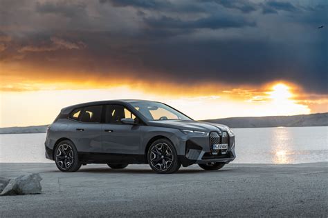 Bmw I Sedan And Bmw Ix Crossover Expand Pure Electric Offerings To A