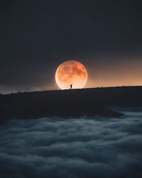 Totality Lunar Eclipse | Behance