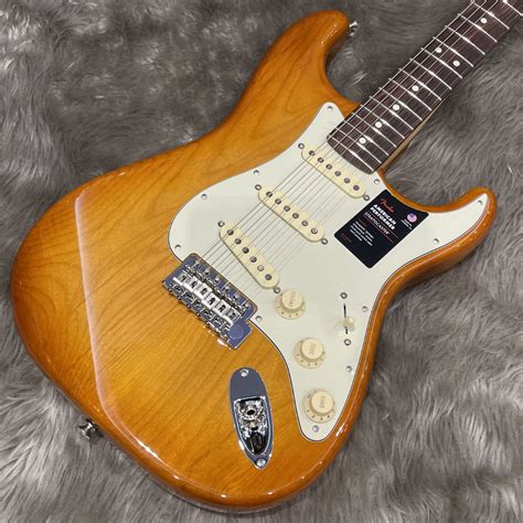 Fender American Performer Stratocaster Rosewood Fingerboard Honey Burst