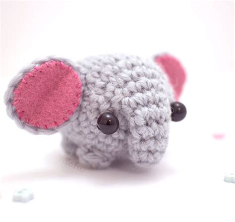 Miniature Crochet Animals By Mohustore | Bored Panda