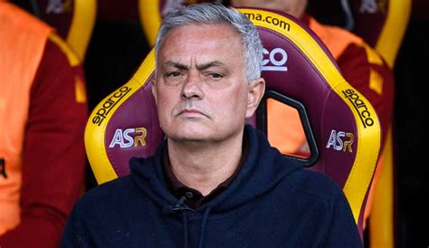 Annuncio Mourinho l addio è ufficiale Grazie di tutto Tifosi in