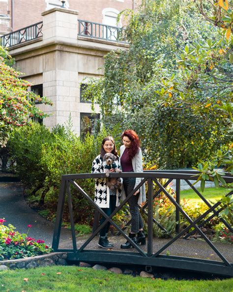 A Romantic Lesbian Friendly Stay At The Fairmont Empress In Victoria BC Lez See The World