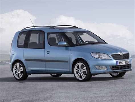 Skoda Roomster Photos and Specs. Photo: Roomster Skoda lease and 23 ...