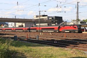 Siemens ES 64 U2 1116 202 operated by Österreichische Bundesbahnen