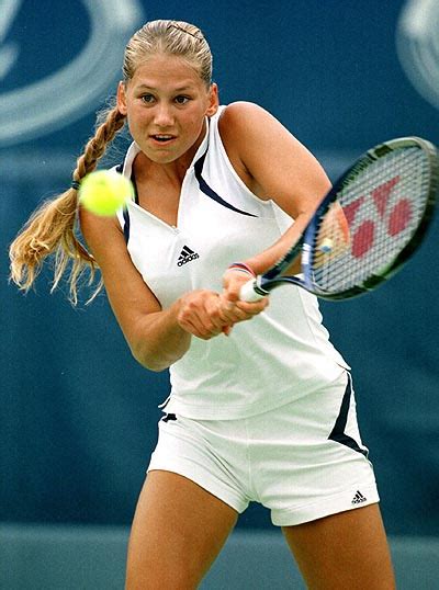 Top Tennis Players: Anna Kournikova Tennis