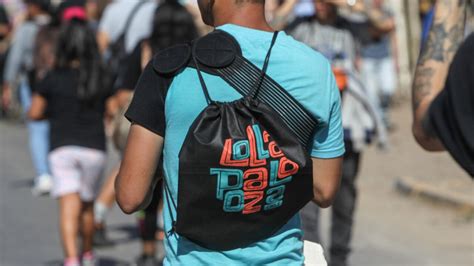 Merch de Lollapalooza 2024: ¿Dónde estarán y qué se puede comprar ...