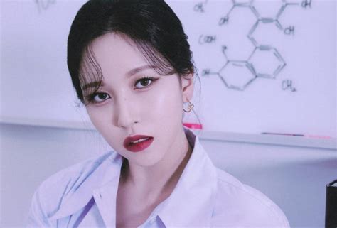 Mina Formula Of Love Study About Love Photobook Scan Cr Njmsjmdct2