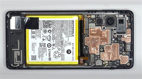 Motorola Edge 20 Pro Teardown Video Shows Difficulty in Replacing Battery and Display ...