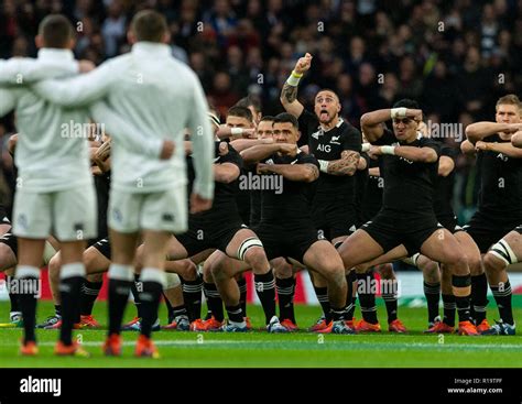 New zealand rugby haka hi-res stock photography and images - Alamy