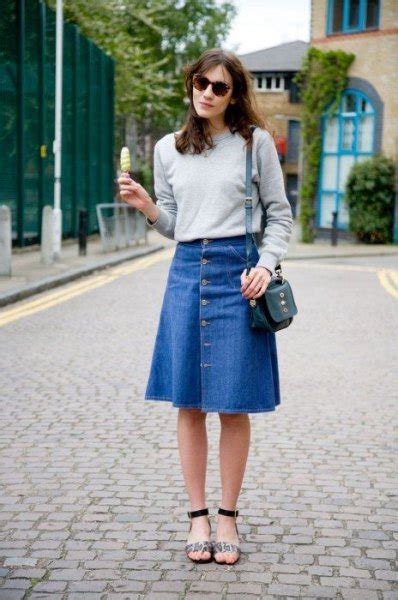 Knee Length Denim Skirt Outfit Ideas