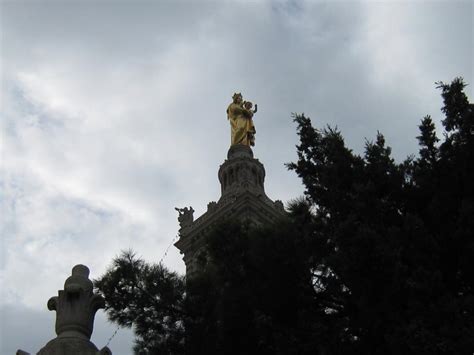 Virgin Mary Golden Statue Pics