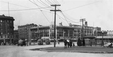 Hunts Point... | Bronx history, Urban history, New york city